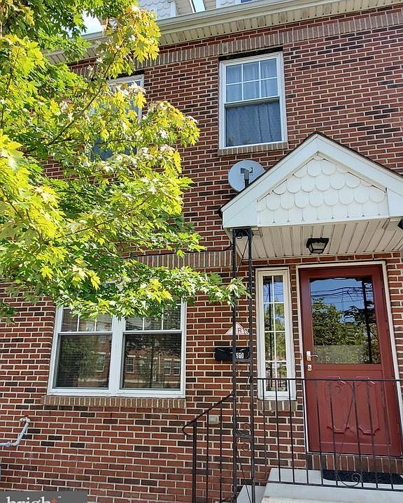 1st image of 90 Pennington Ave