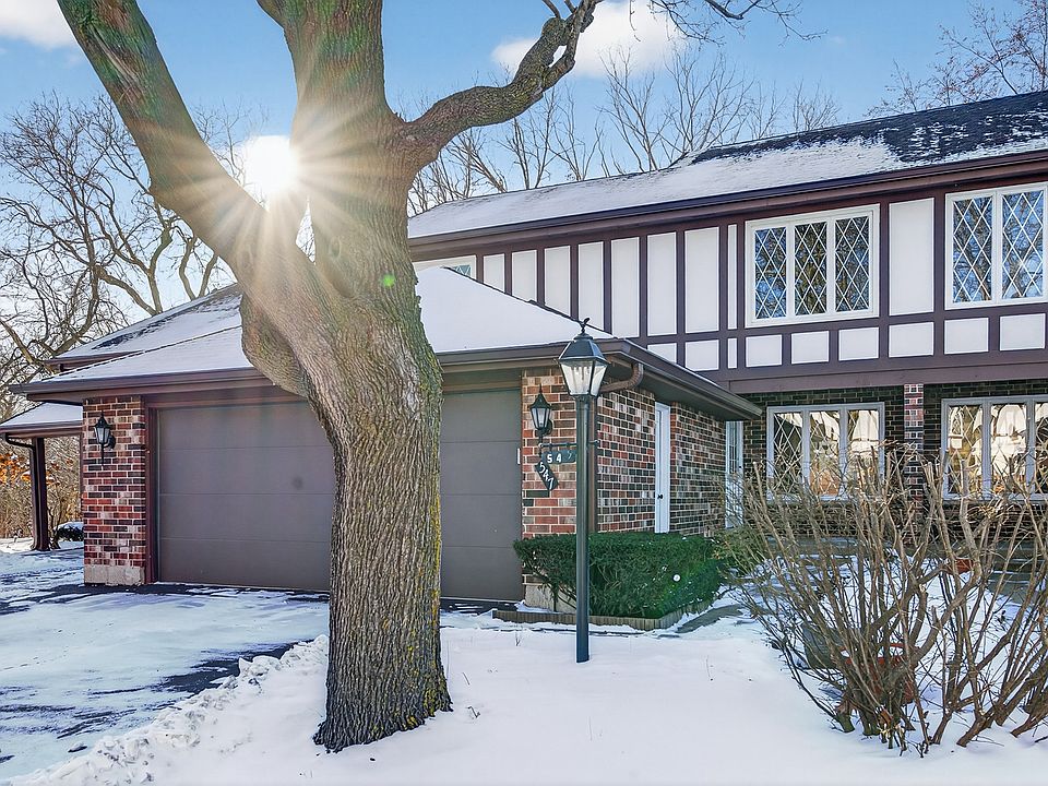 1st image of 547 Woodmar Ter