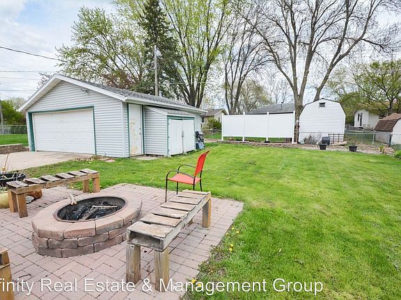 4th image of 4026 17th Ave NW