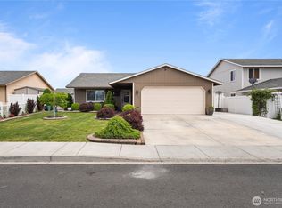 985 S 10th Ave, Othello, WA 99344