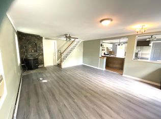 3 Cross Rd, Newfoundland, NJ 07435