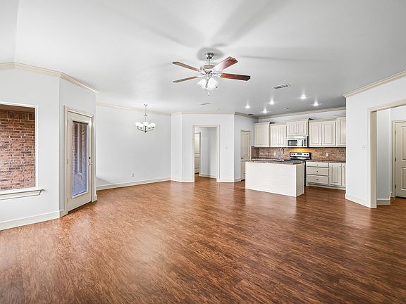 4th image of 9806 Avenue V Unit B
