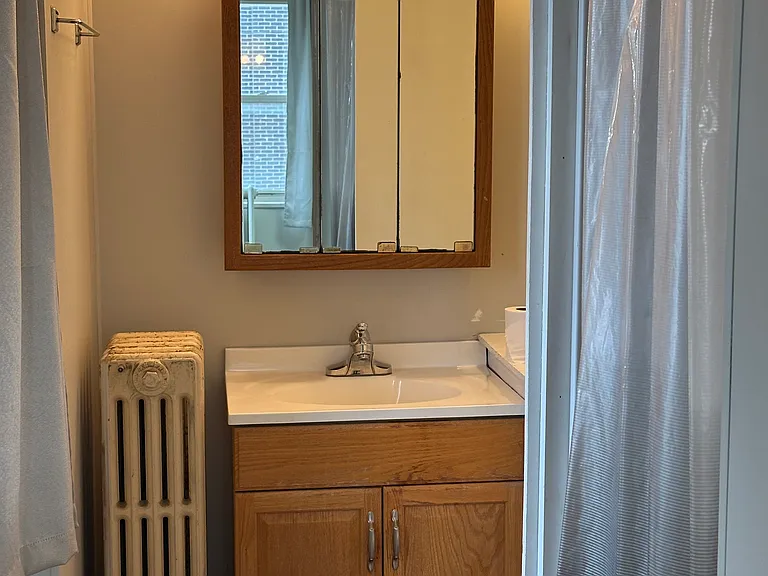 523 Washington Ave #1 — Photo 6