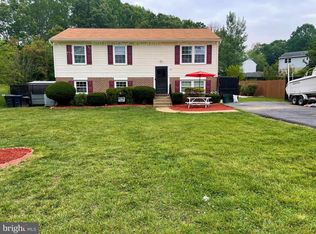 8 Rosa Ct, Stafford, VA 22556