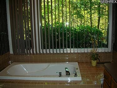 5th image of 305-3 Woodridge