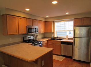 8529B Stone Ave N, Seattle, WA 98103