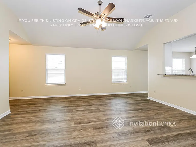 914 Doubletree Glen Dr — Photo 5