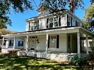 413 E Claiborne Ave, Greenwood, MS 38930