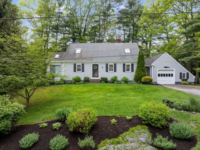 12 Wildwood Ter, Mattapoisett, MA, 02739