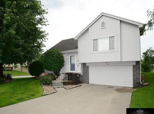 14505 Wirt St, Omaha, NE 68116