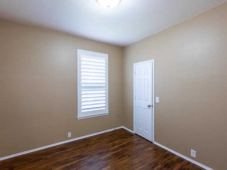 11259 Blackhawk Dr — Photo 28