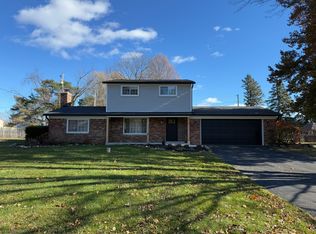 8547 Huron River Dr, White Lake, MI