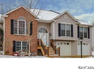 14 Westmont Dr, Asheville, NC 28806
