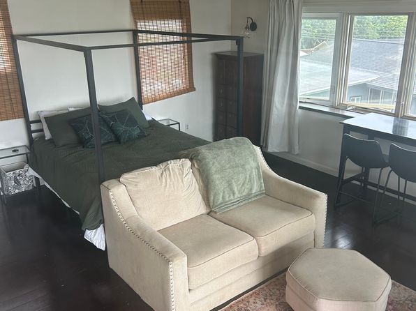 (undisclosed Address)