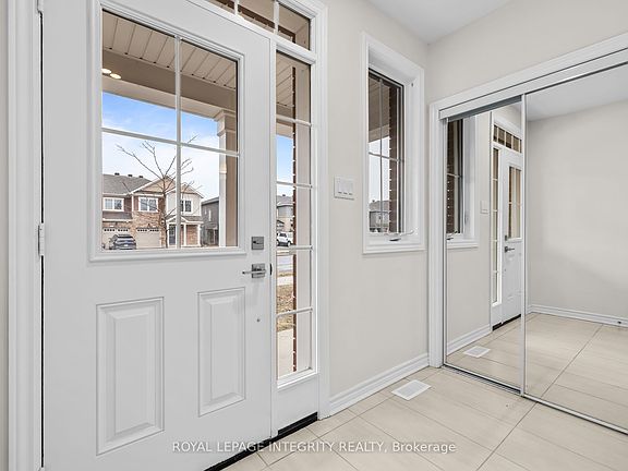 3rd image of 122 Cranesbill Rd