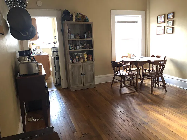 418 E 16th Ave — Photo 5