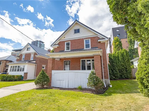 177 Regina St N, Waterloo, ON N2J 3B4