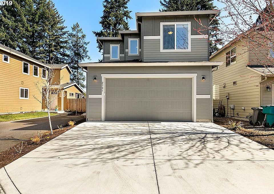 1st image of 2301 NE 94th Ct