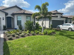 19656 Utopia Ln, Estero, FL 33928