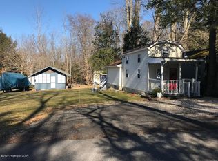 33 Park St, Harveys Lake, PA 18618