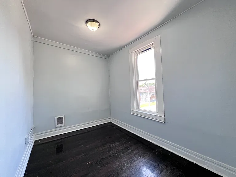 8856 S Lowe Ave #2R — Photo 21