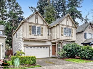 1104 SE Roundelay St, Hillsboro, OR 97123