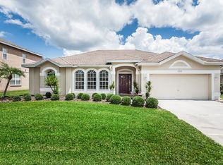 515 Lakewood Dr, Oldsmar, FL 34677