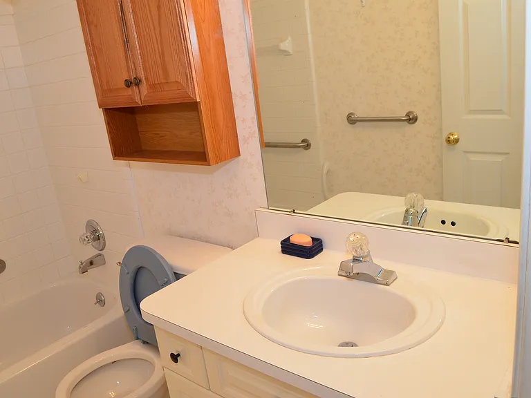 13313 Wyndemere Cir — Photo 29