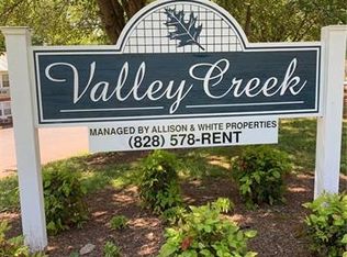 655 7th Ave SW #4, Hickory, NC 28602