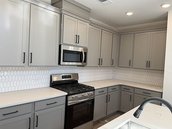 2nd image of 1244 Linn Cove Ct Lot 176