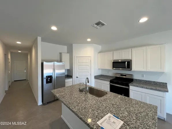 13421 N Samantha Ln, Marana, AZ 85653