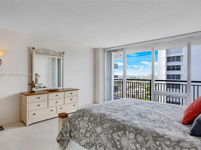 4280 Galt Ocean Dr #12H — Photo 20