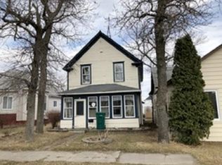 709 6th St, Langdon, ND 58249