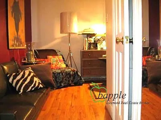 Rented by Bapple | media 19