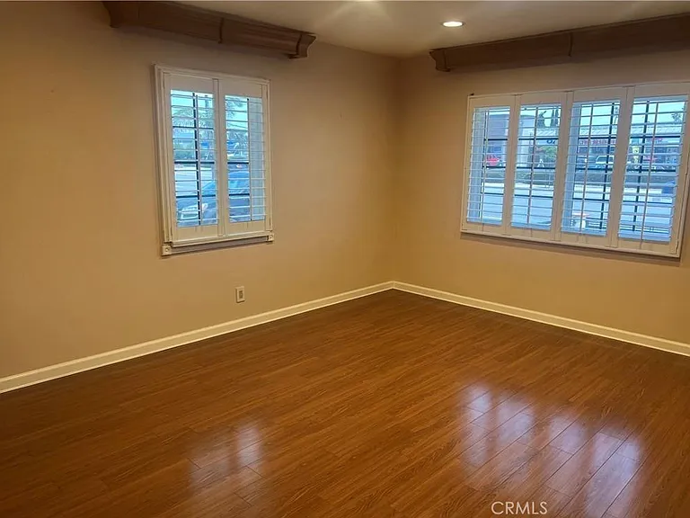 236 S Tustin St — Photo 13