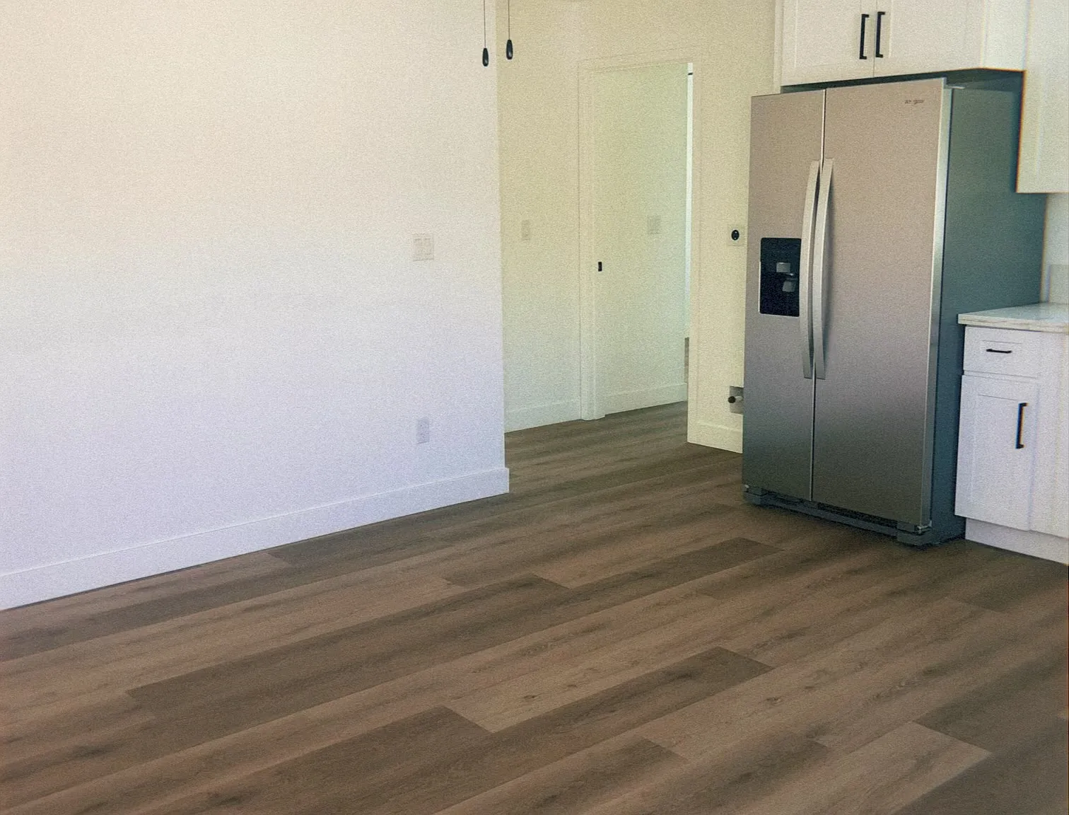 2 bed, 630 sqft, $2,500 — Photo 2