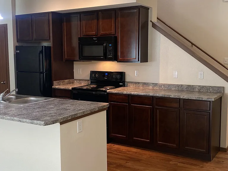 Robbins Hollow Townhomes — Photo 7