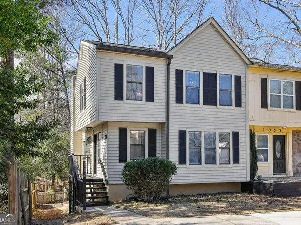 1069 Falling Water Dr SE, Smyrna, GA 30080
