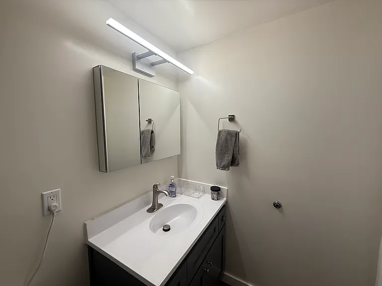 4952 N Figueroa St #A — Photo 2