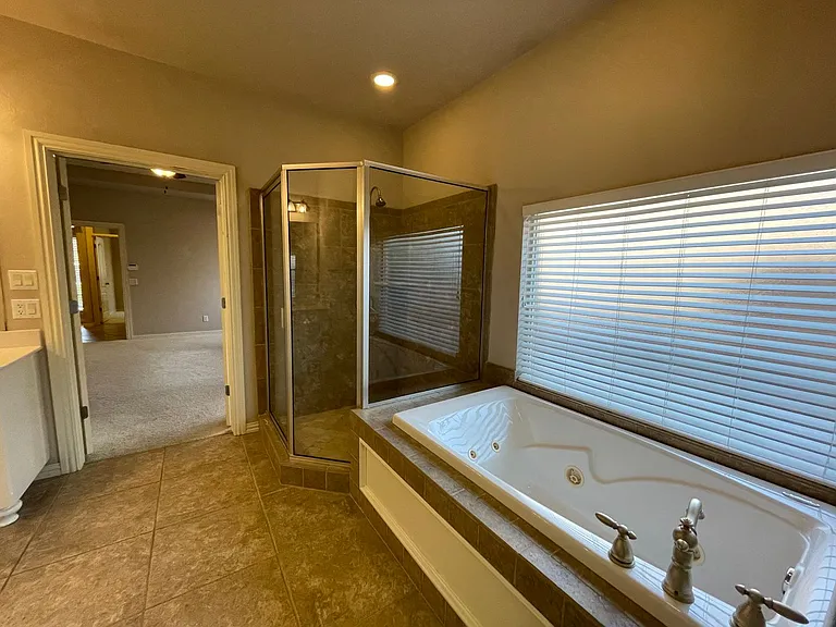 2425 Flint Ridge Rd — Photo 26