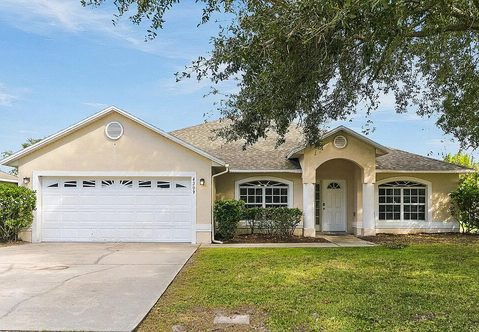 4209 Prairie Iris Ct