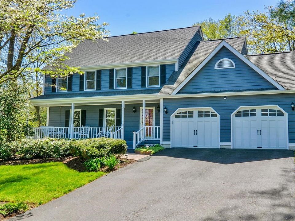 1st image of 219 Oak Ct