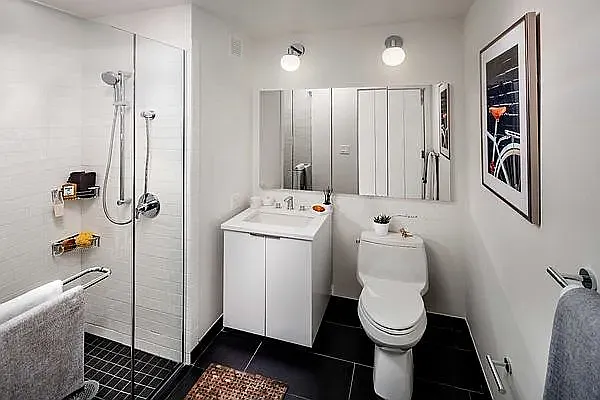 45 Hoyt St #12G — Photo 4
