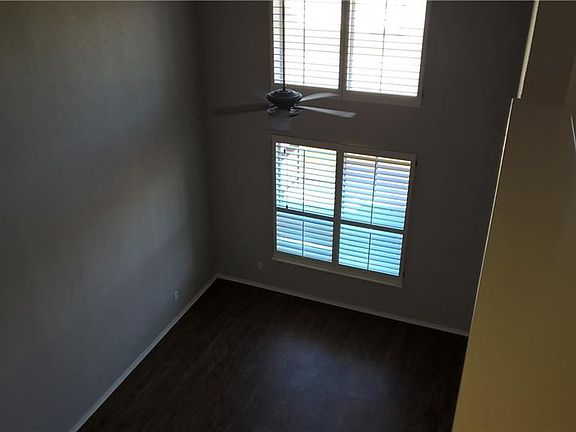 4th image of 4573 Woodsboro Ln