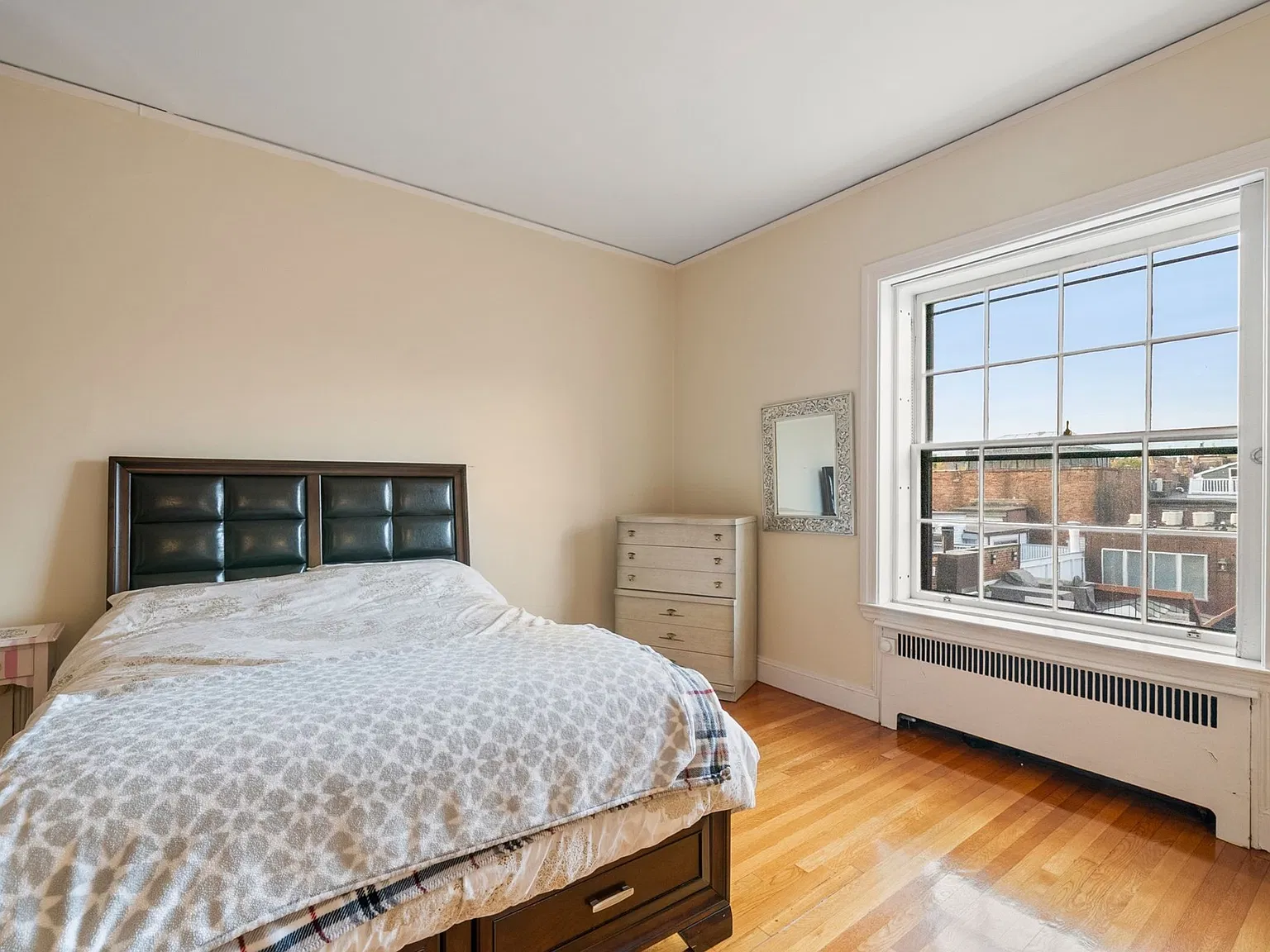 Studio, 1.0 bath, 450 sqft, $2,500 — Photo 3