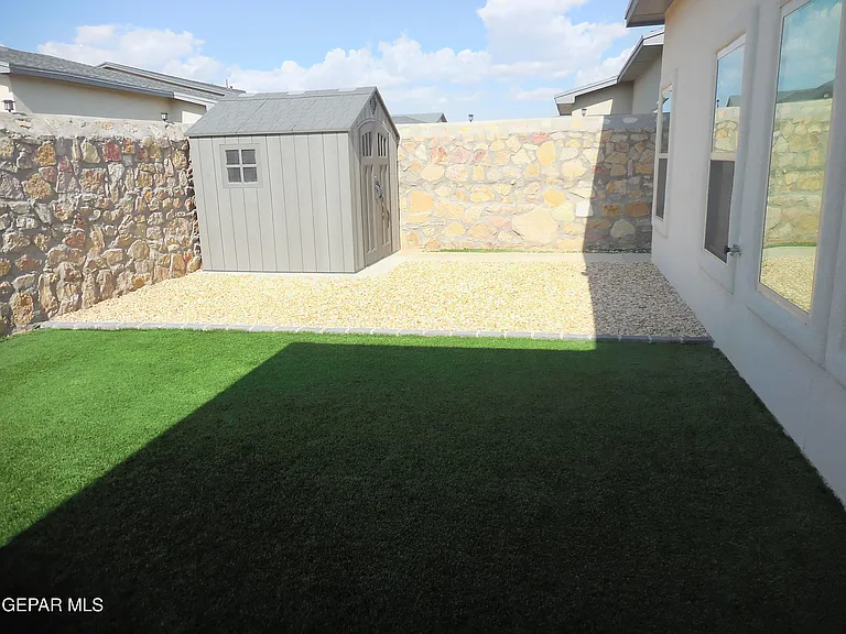 7405 Norte Portugal Ln — Photo 34