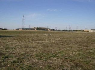 11 Delmar Dr, Clinton, IL 61727