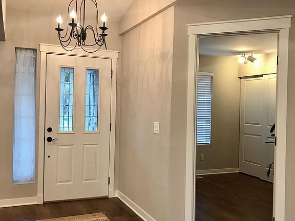 3rd image of 1618 Amber Blvd