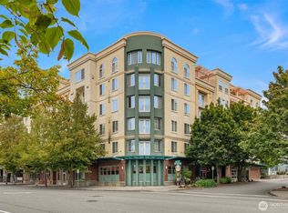 11004 NE 11th St APT 404, Bellevue, WA