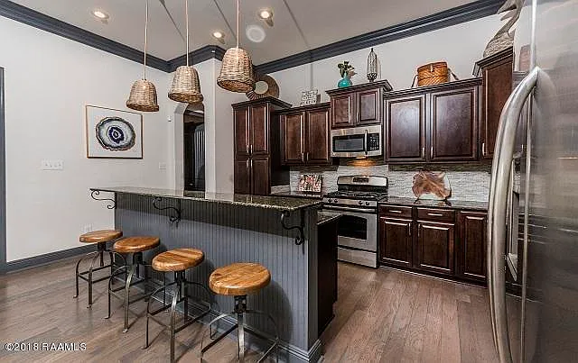 510 Annaberg Dr — Photo 2
